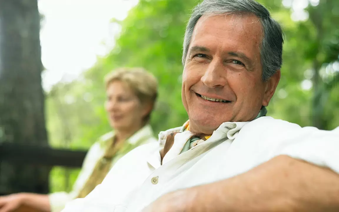 зрелый мужчина с повышенной потенцией